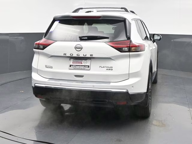 2026 Everest White Pearl Tricoat Nissan Rogue Platinum AWD SUV