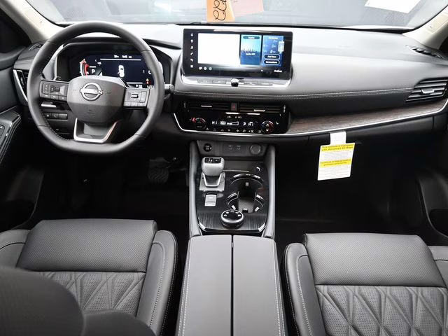 2026 Everest White Pearl Tricoat Nissan Rogue Platinum AWD SUV