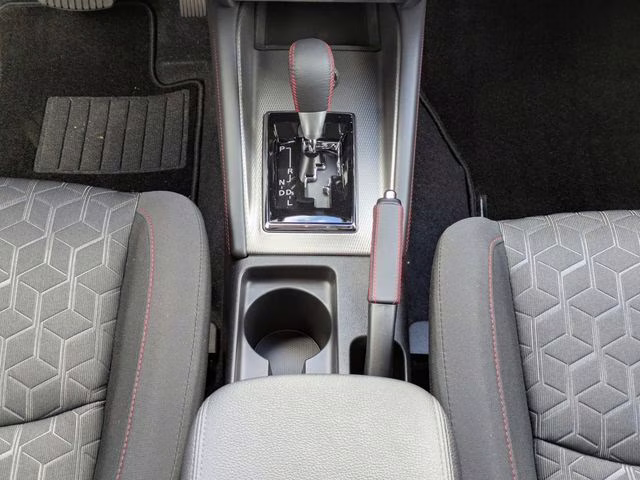 2026 Alloy Silver Metallic Mitsubishi Outlander Sport 2.0 LE 4X4 SUV