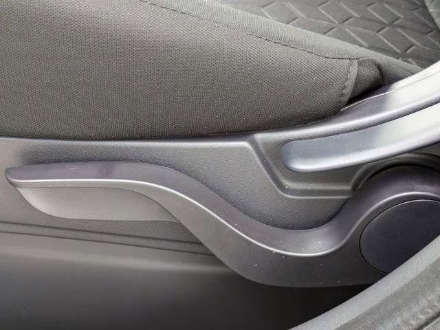 2026 Alloy Silver Metallic Mitsubishi Outlander Sport 2.0 LE 4X4 SUV