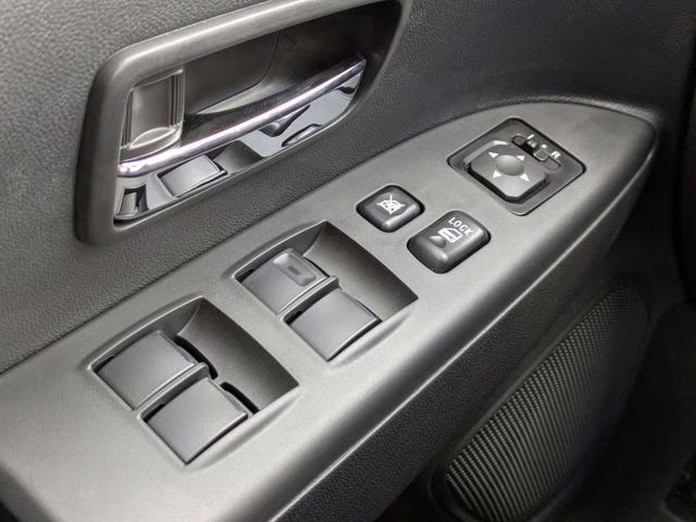 2026 Alloy Silver Metallic Mitsubishi Outlander Sport 2.0 LE 4X4 SUV