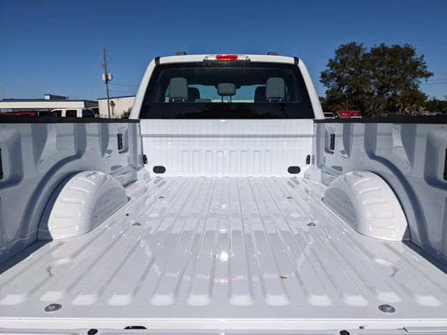 2026 Oxford White Ford Super Duty F-250 SRW XL 4X4 Truck
