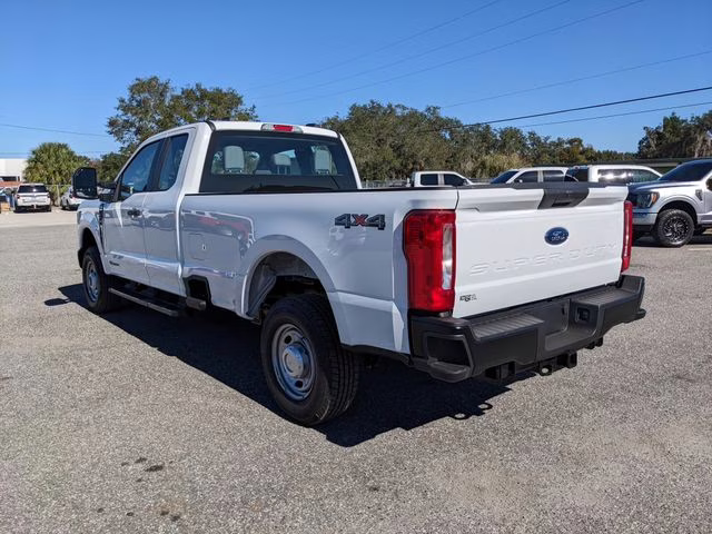 2026 Oxford White Ford Super Duty F-250 SRW XL 4X4 Truck