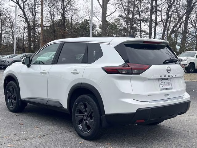 2026 Everest White Pearl Tricoat Nissan Rogue SV FWD SUV
