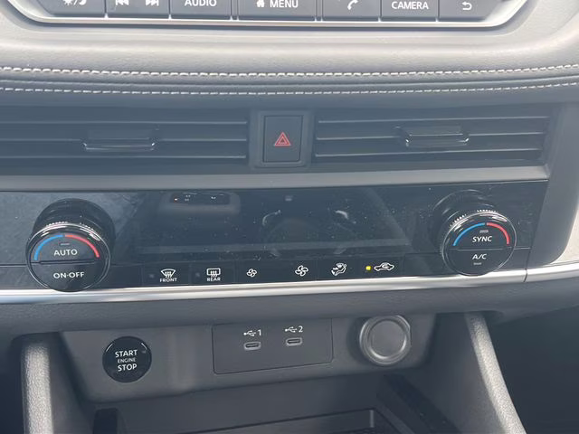 2026 Everest White Pearl Tricoat Nissan Rogue SV FWD SUV