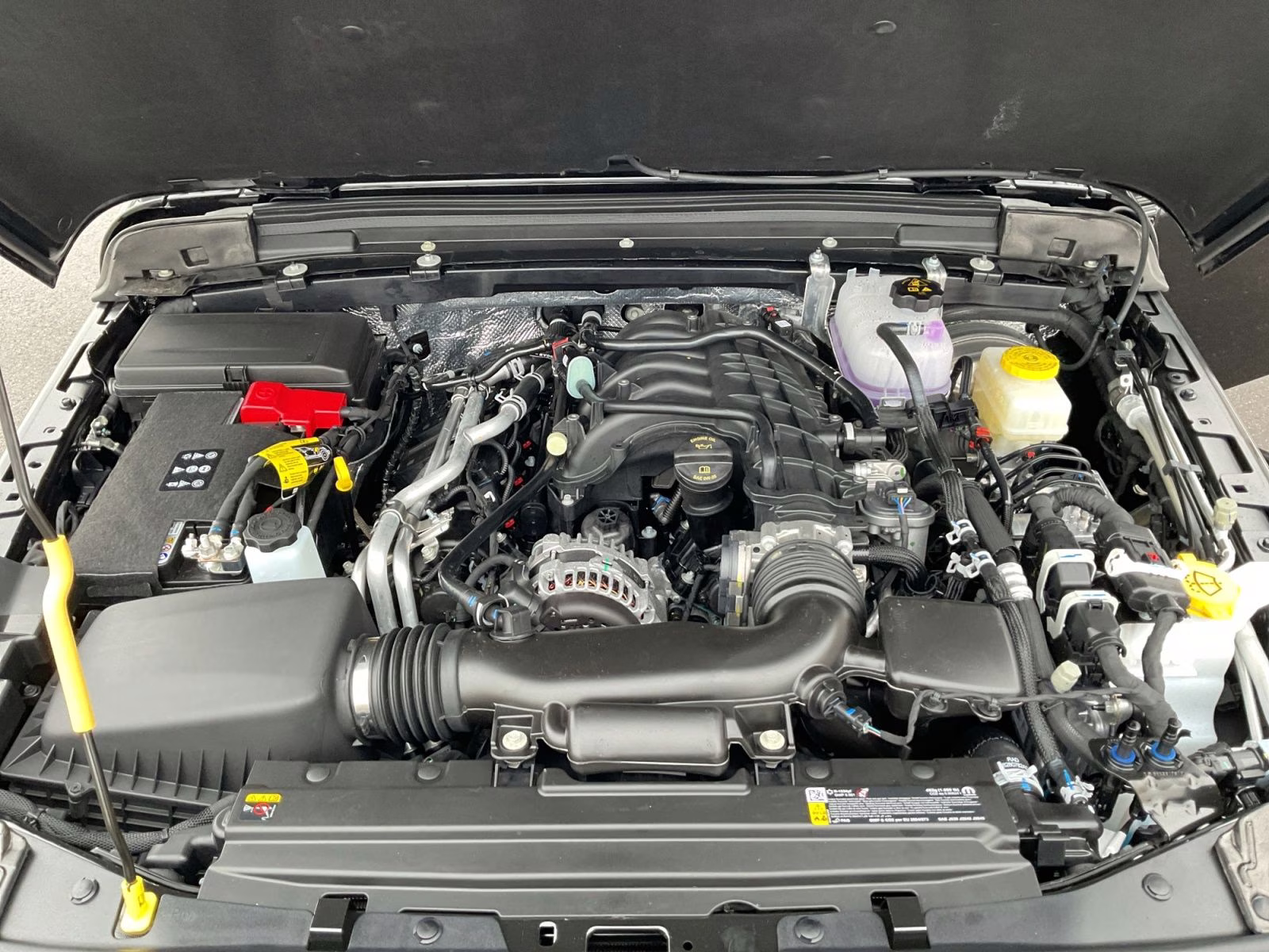 2026 black clearcoat Jeep Wrangler Sahara 4X4 SUV