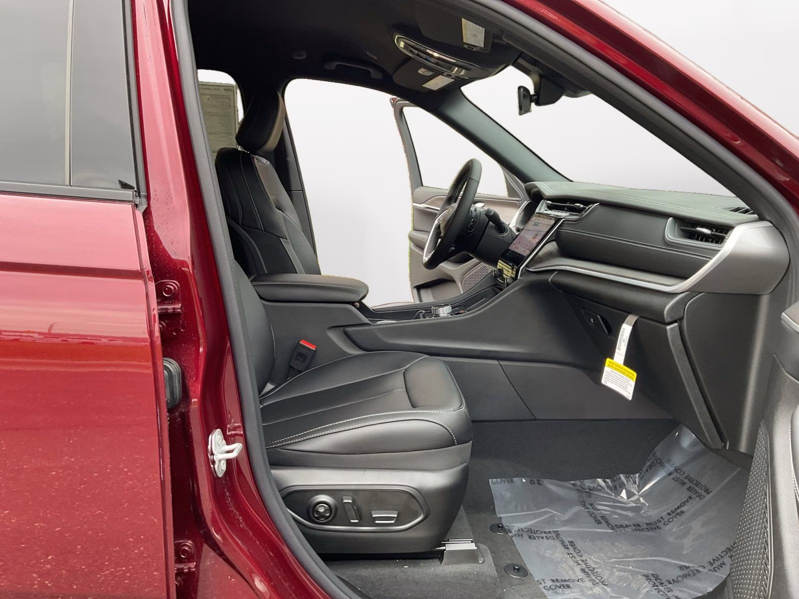 2025 Velvet Red Pearlcoat Jeep Grand Cherokee Limited 4X4 SUV