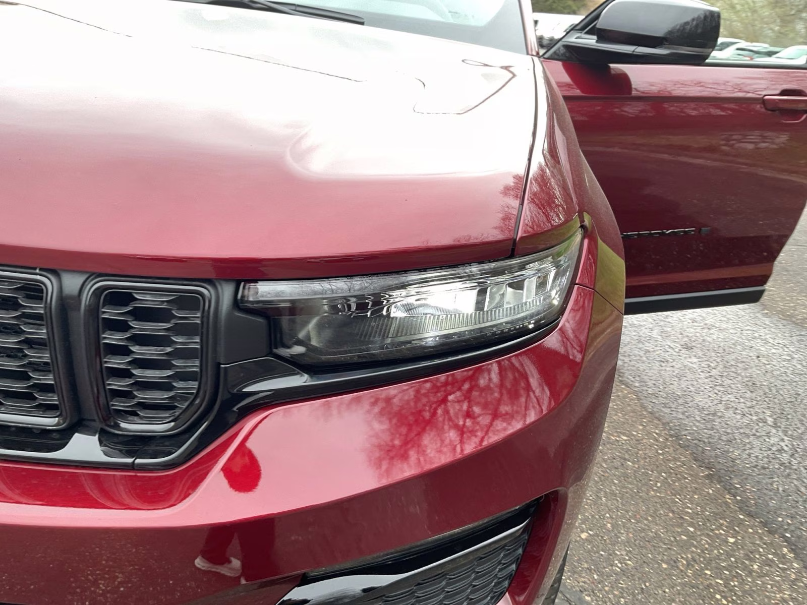 2025 Velvet Red Pearlcoat Jeep Grand Cherokee Limited 4X4 SUV