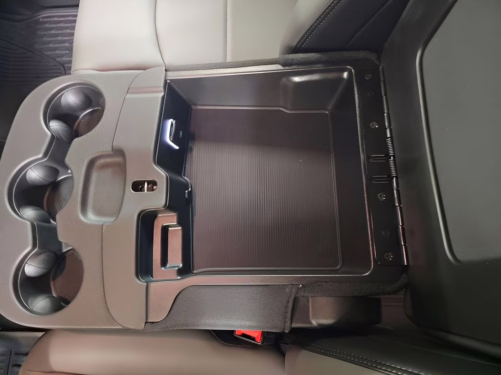 2026 Bright White Clearcoat Ram 2500 Tradesman 4X4 Truck