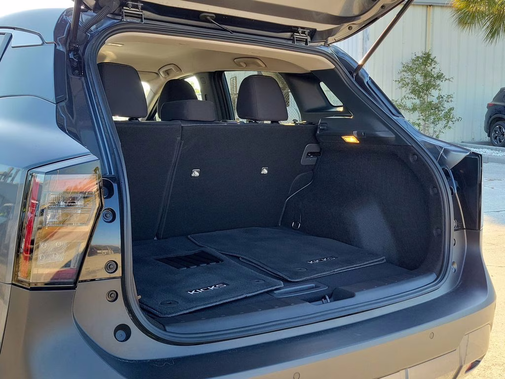 2025 Gun Metallic Nissan Kicks SV FWD SUV