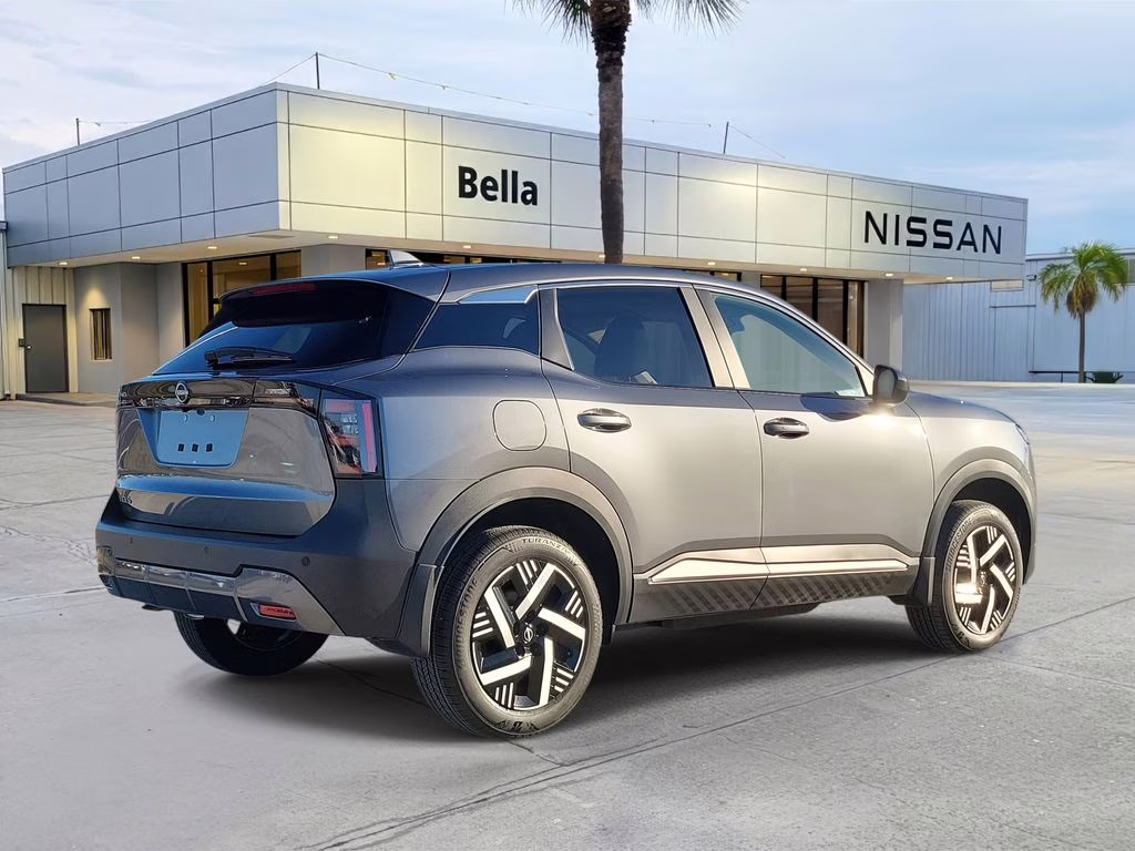 2025 Gun Metallic Nissan Kicks SV FWD SUV