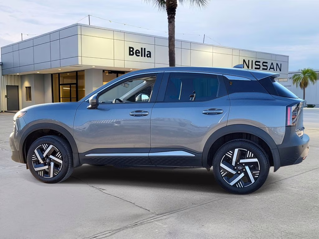 2025 Gun Metallic Nissan Kicks SV FWD SUV