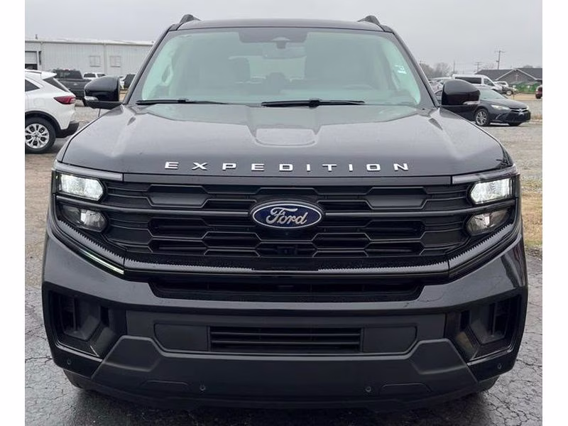 2026 Agate Black Metallic Ford Expedition Active 4X4 SUV