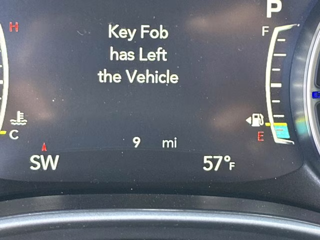 2026 Silver Mist Clearcoat Chrysler Pacifica Select FWD Van