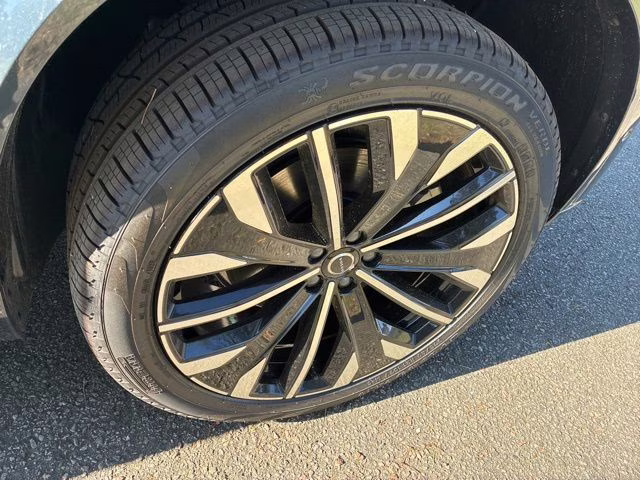 2026 Denim Blue Volvo XC90 B6 Ultra 7-Seater AWD SUV