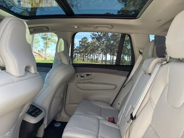 2026 Denim Blue Volvo XC90 B6 Ultra 7-Seater AWD SUV