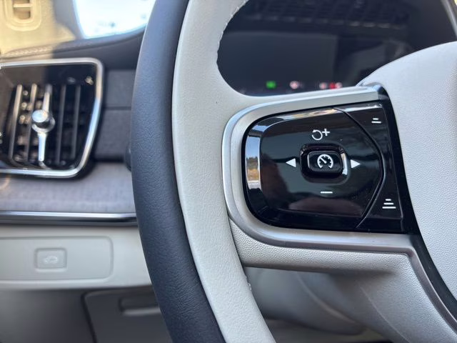 2026 Denim Blue Volvo XC90 B6 Ultra 7-Seater AWD SUV