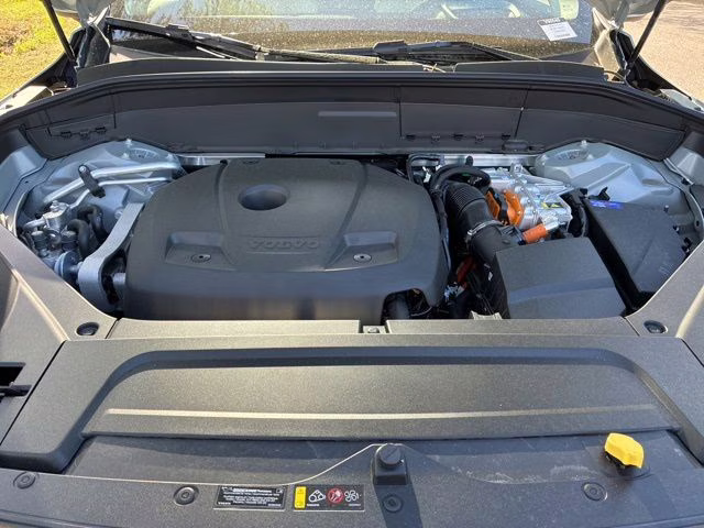 2026 Vapour Grey Volvo XC90 Plug-In Hybrid T8 Ultra 7-Seater AWD SUV