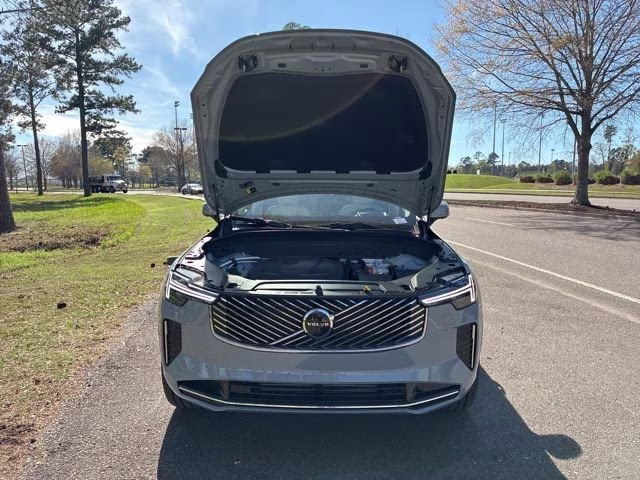 2026 Vapour Grey Volvo XC90 Plug-In Hybrid T8 Ultra 7-Seater AWD SUV