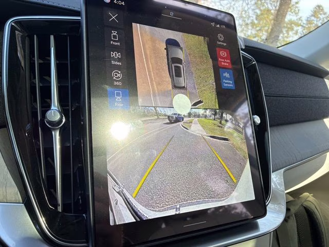 2026 Vapour Grey Volvo XC90 Plug-In Hybrid T8 Ultra 7-Seater AWD SUV