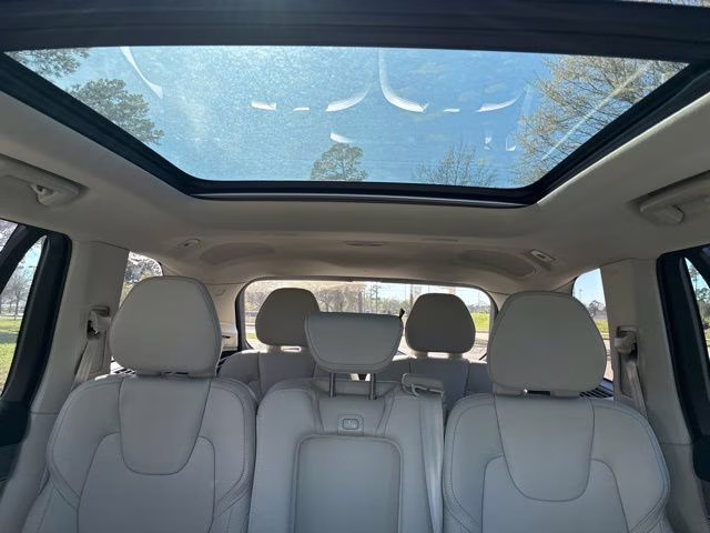 2026 Vapour Grey Volvo XC90 Plug-In Hybrid T8 Ultra 7-Seater AWD SUV