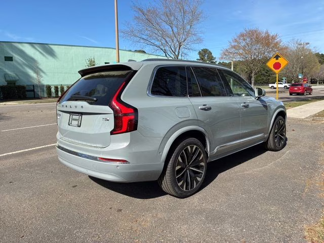 2026 Vapour Grey Volvo XC90 Plug-In Hybrid T8 Ultra 7-Seater AWD SUV