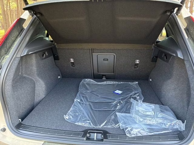 2026 Sand Dune Volvo XC40 B4 Core FWD SUV