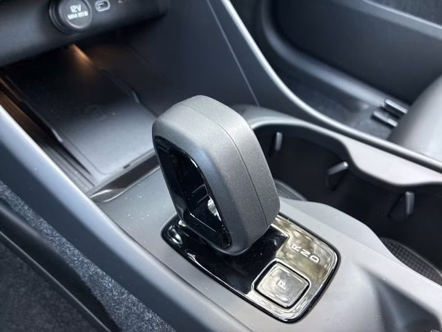 2026 Sand Dune Volvo XC40 B4 Core FWD SUV