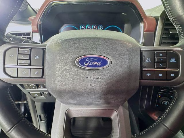 2023 Black Metallic Ford F-150 Lariat 4X4 Truck