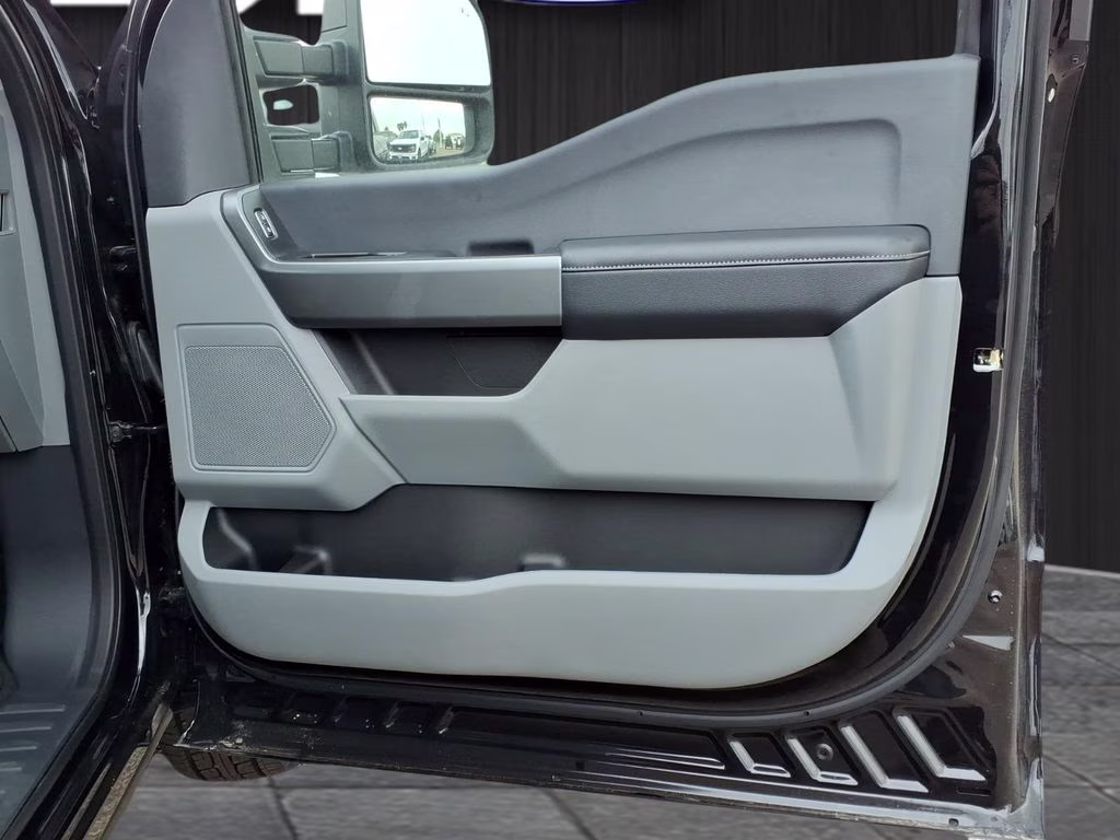 2026 Agate Black Metallic Ford F-350 XLT RWD Truck