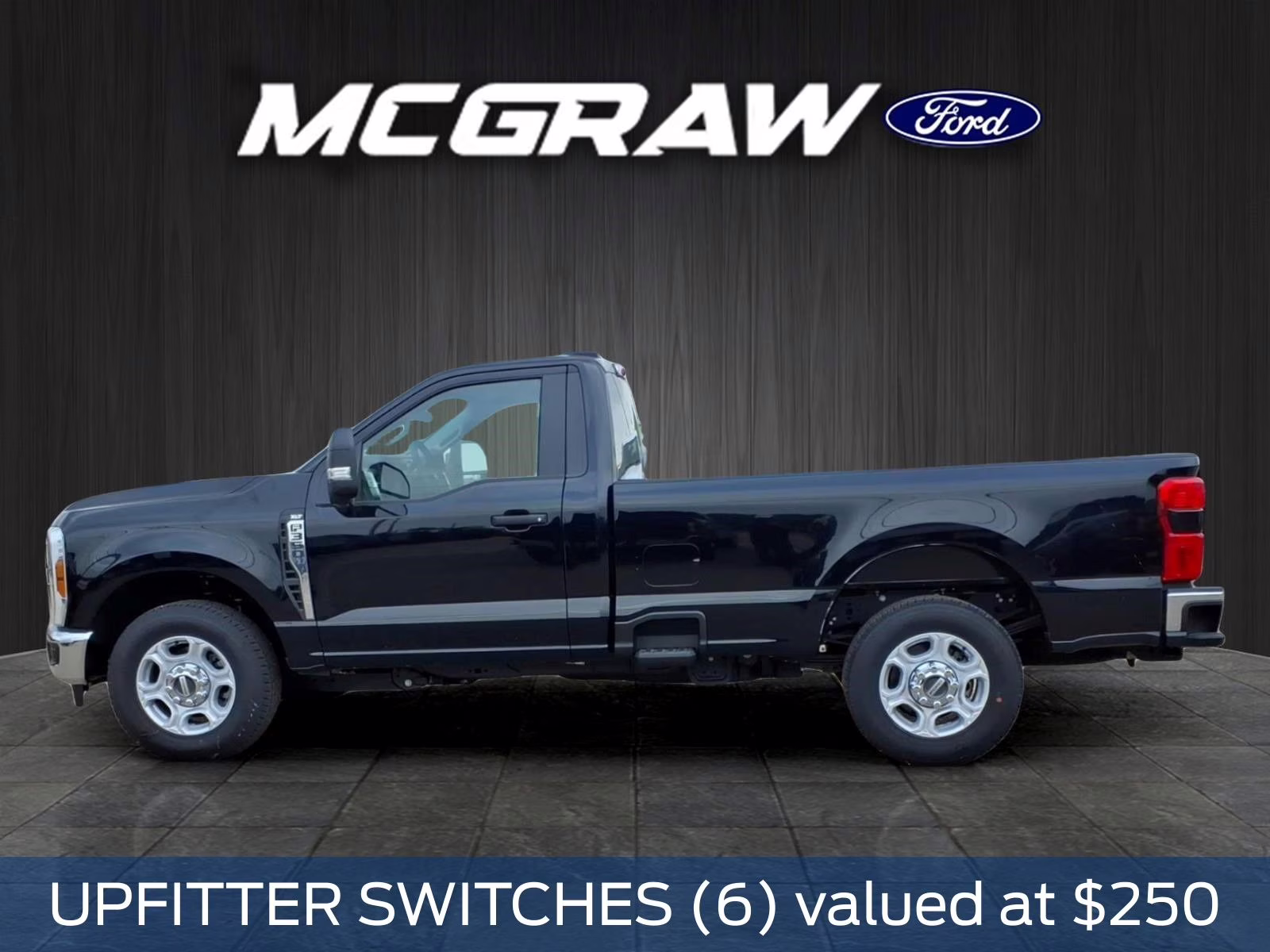 2026 Agate Black Metallic Ford F-350SD XLT RWD Truck