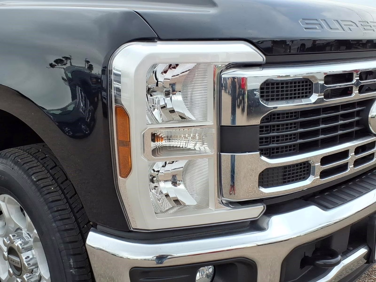 2026 Agate Black Metallic Ford F-350SD XLT RWD Truck