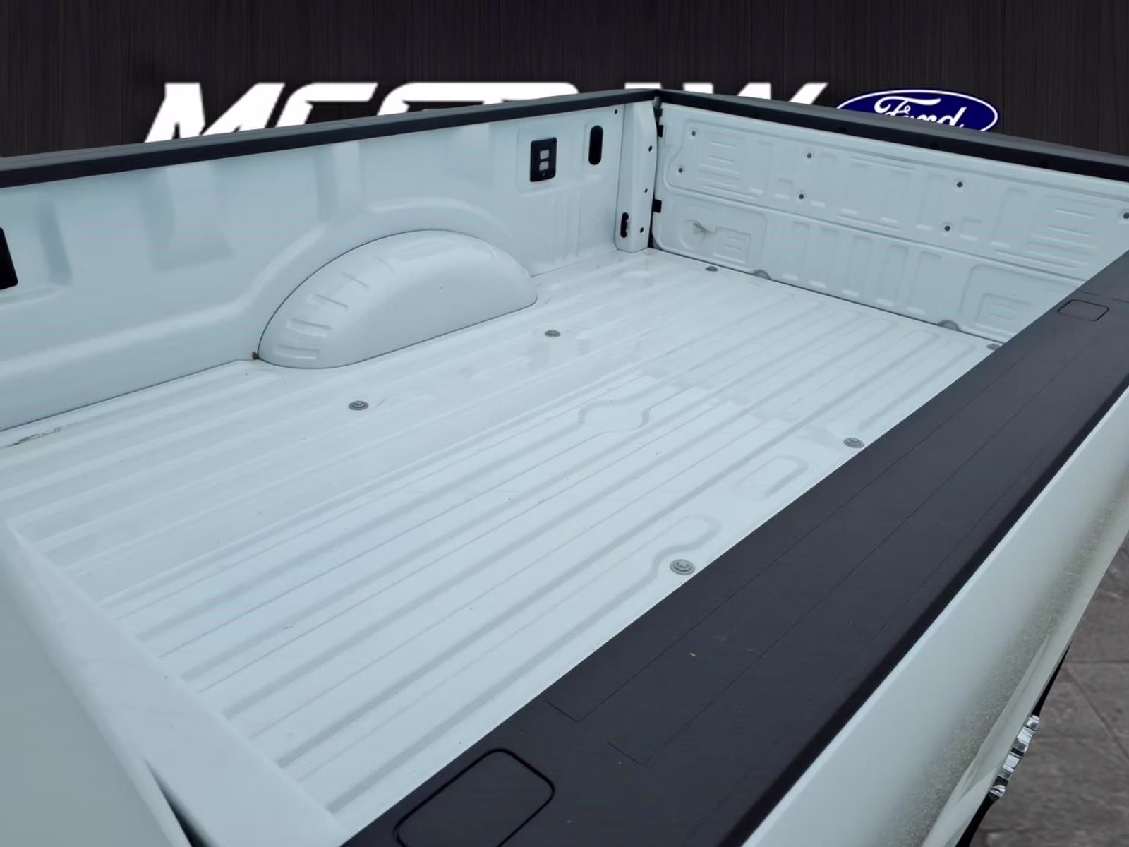 2026 Oxford White Ford Super Duty F-350 SRW XL RWD Truck