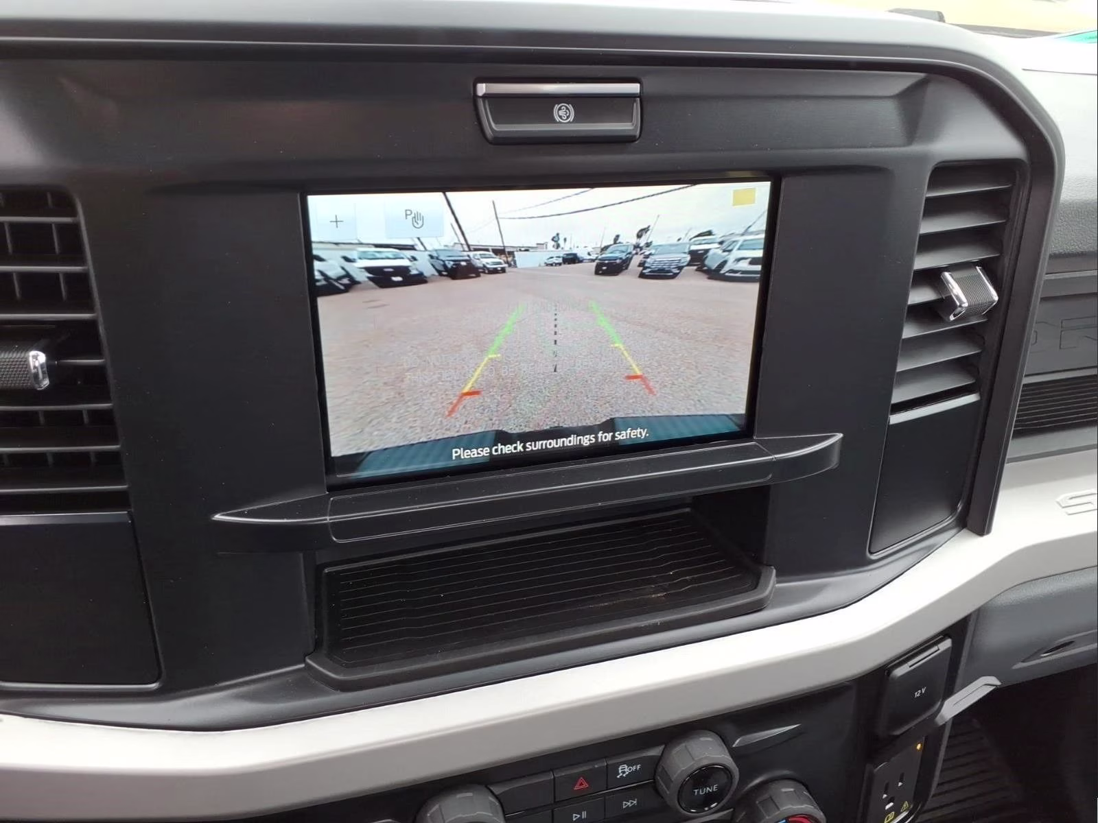 2026 Oxford White Ford Super Duty F-350 SRW XL RWD Truck