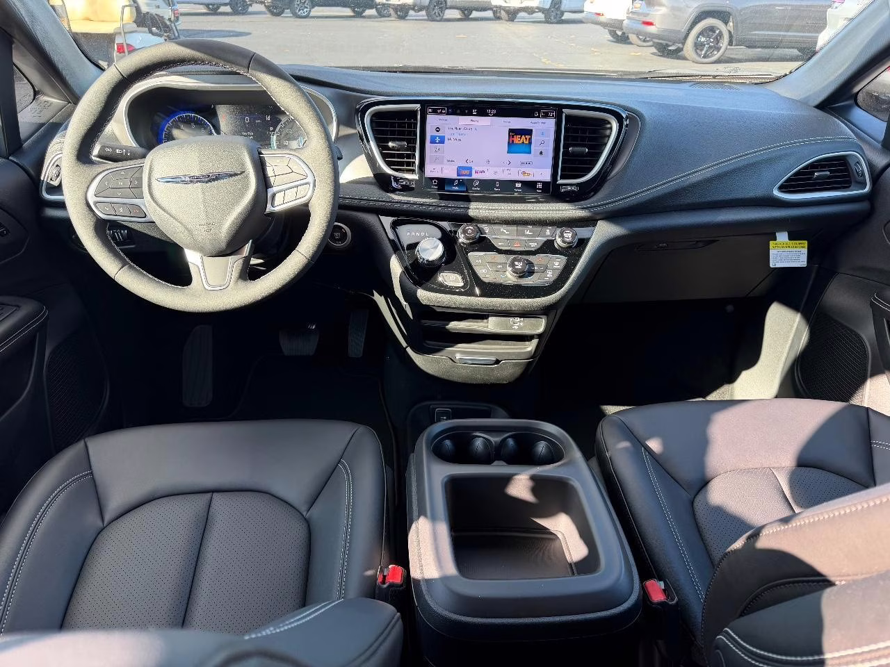 2026 Silver Mist Clearcoat Chrysler Pacifica Select FWD Van