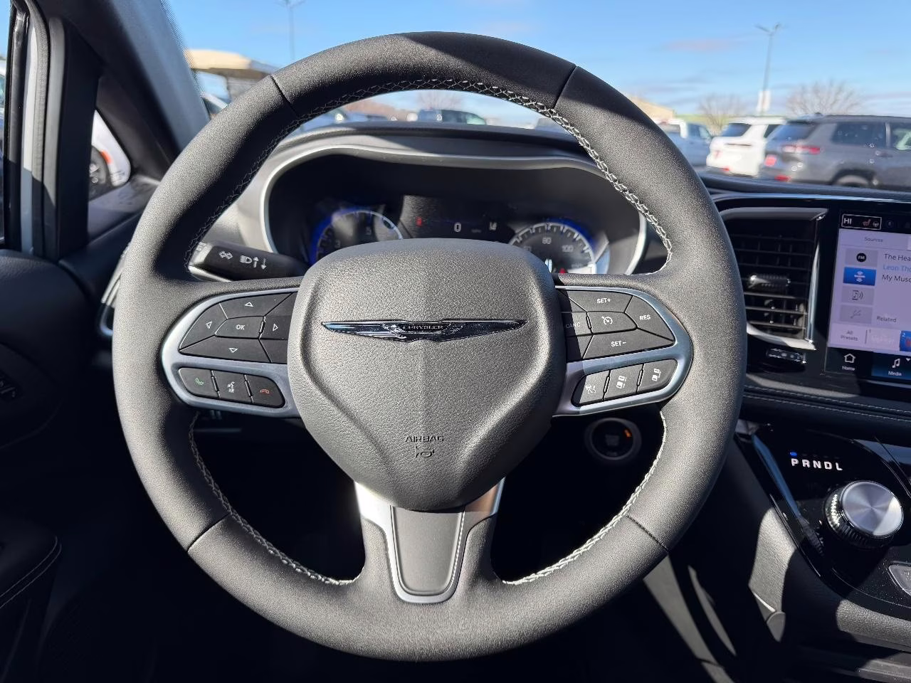 2026 Silver Mist Clearcoat Chrysler Pacifica Select FWD Van