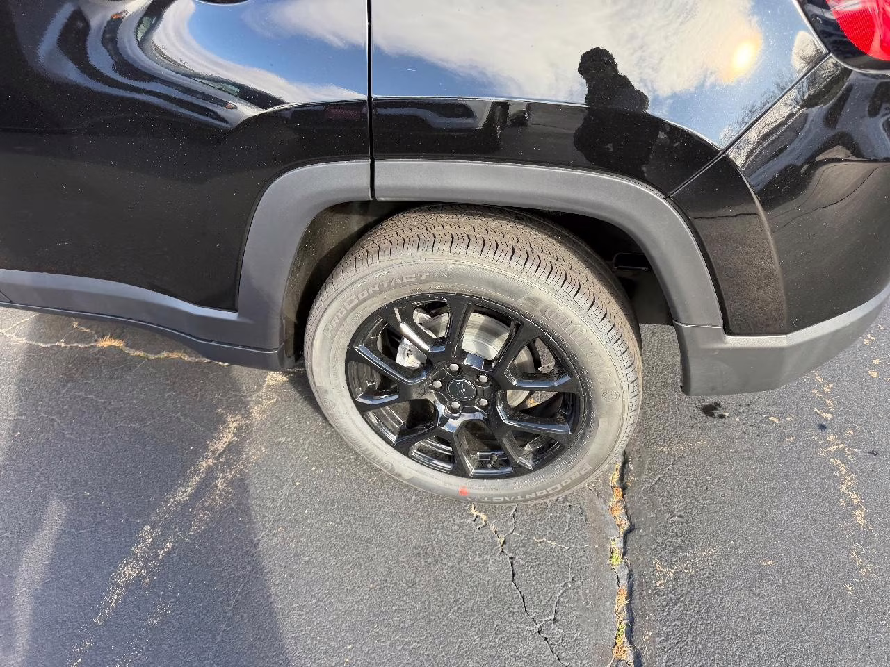 2026 Diamond Black Crystal Pearlcoat Jeep Compass Latitude 4X4 SUV