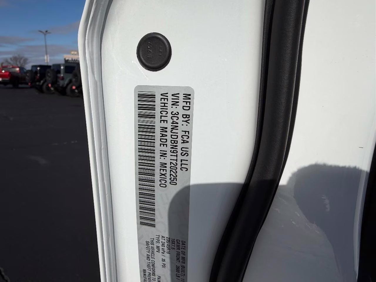 2026 Bright White Clearcoat Jeep Compass Latitude 4X4 SUV