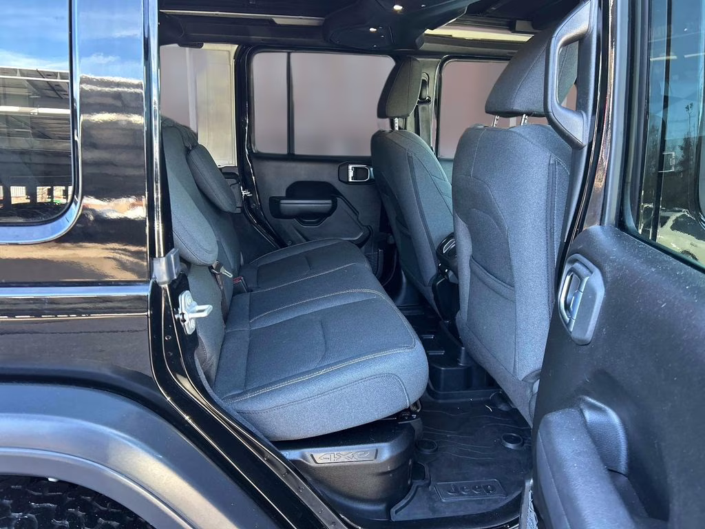 2024 Black Clearcoat Jeep Wrangler Willys 4xe 4X4 SUV