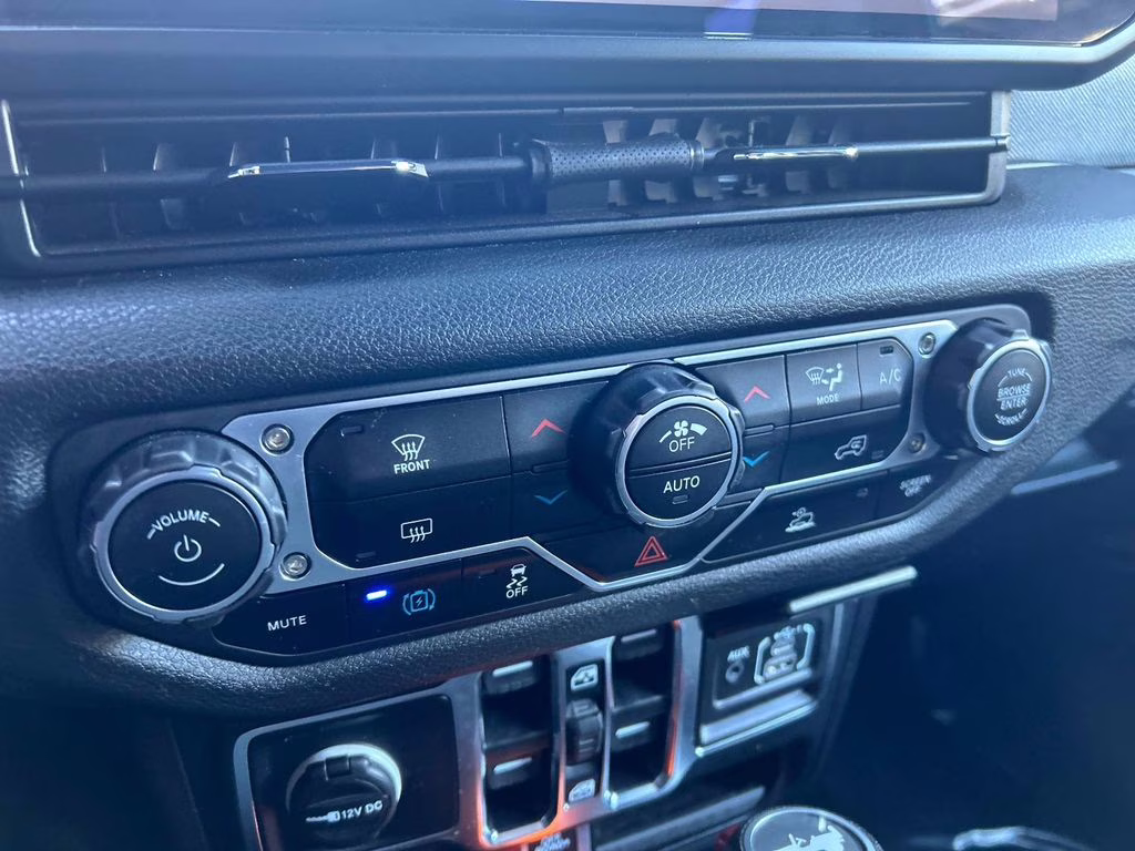 2024 Black Clearcoat Jeep Wrangler Willys 4xe 4X4 SUV