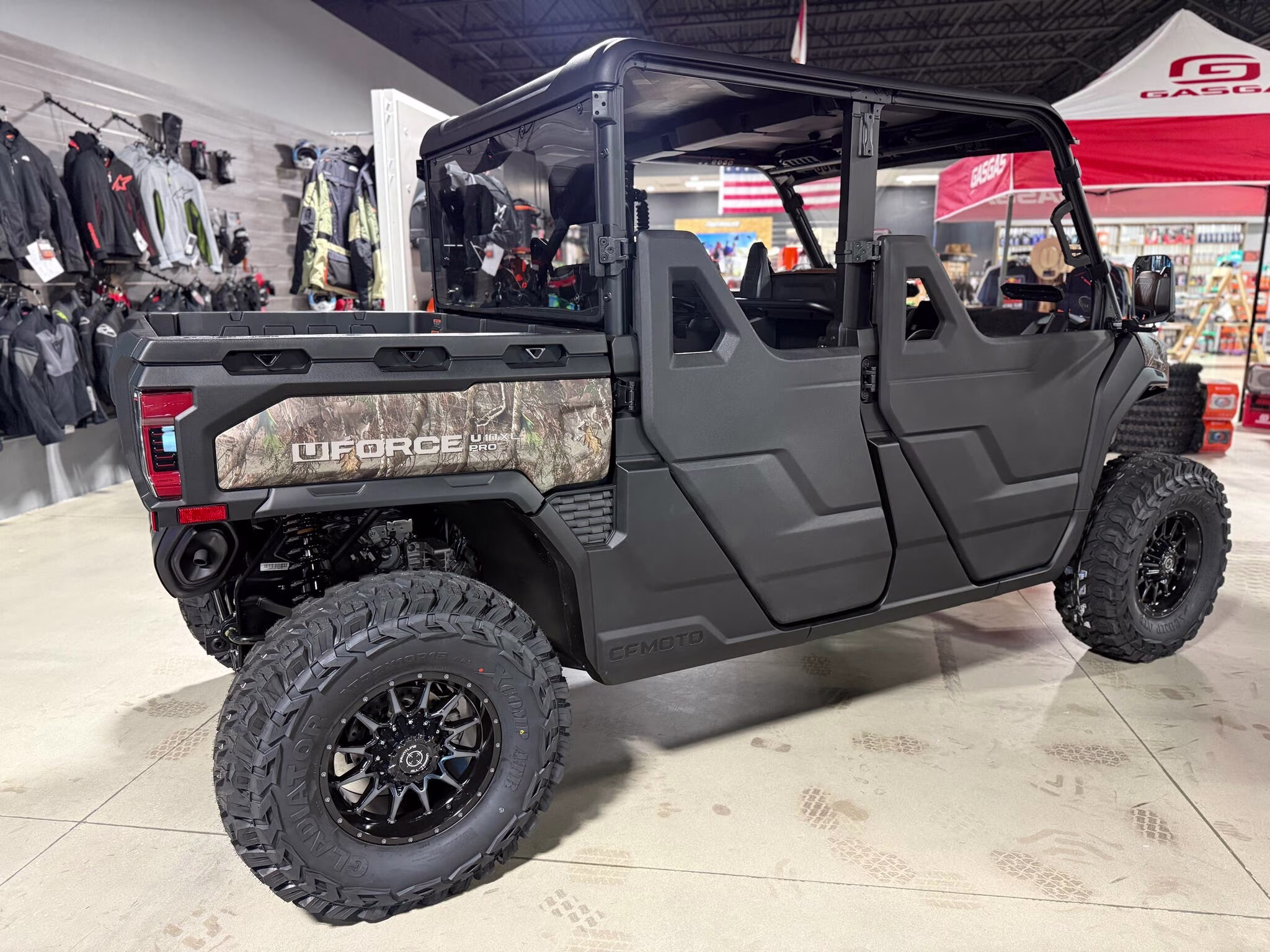 2026 CFMOTO UFORCE U10 XL Pro Camo UTV