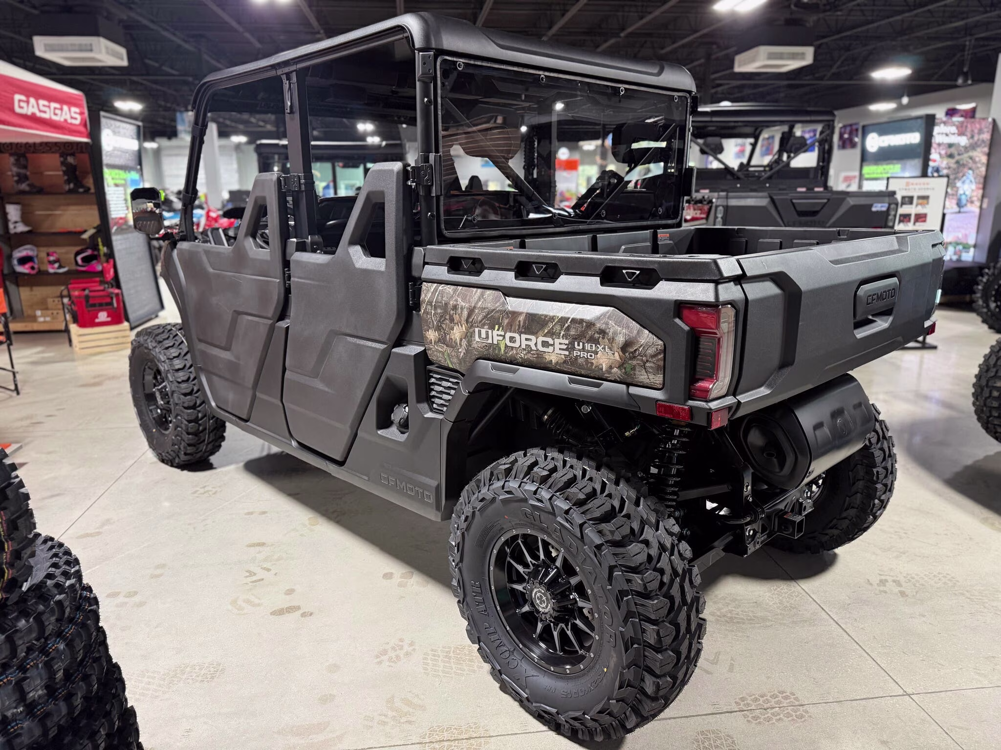2026 CFMOTO UFORCE U10 XL Pro Camo UTV