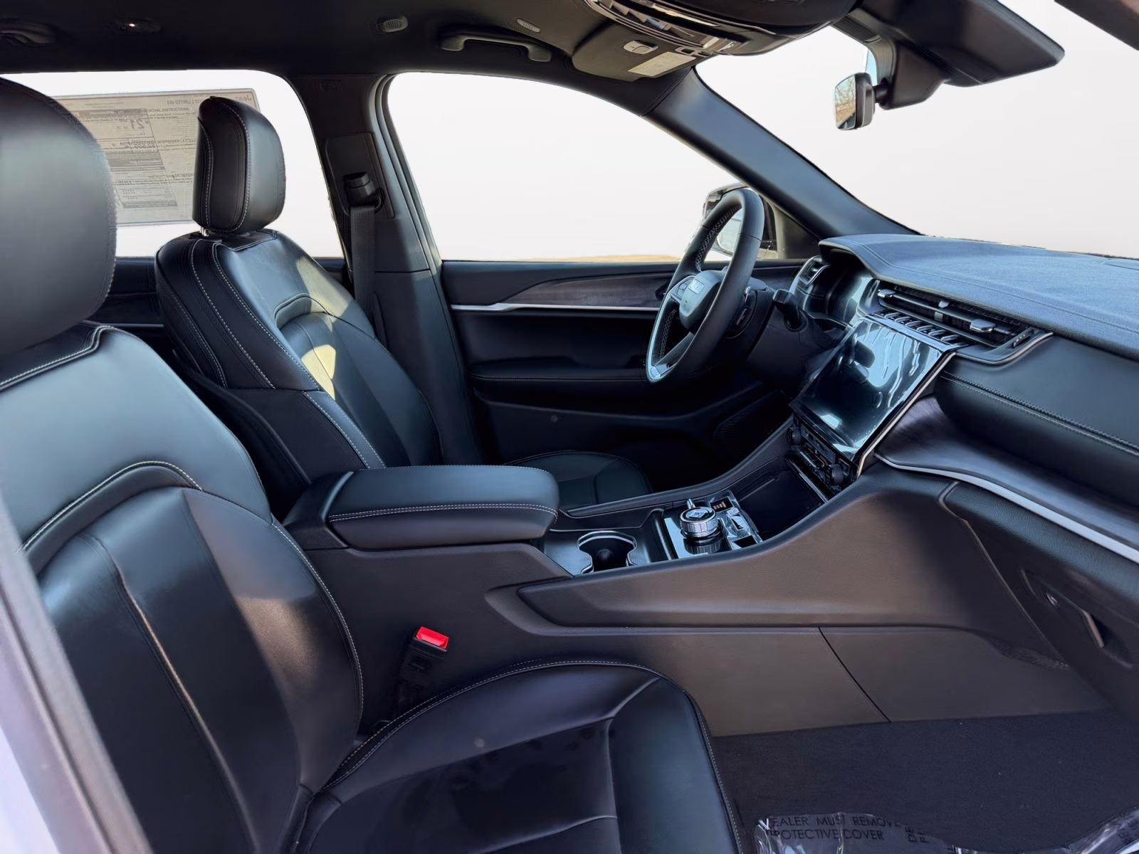 2025 Bright White Clearcoat Jeep Grand Cherokee L Limited 4X4 SUV