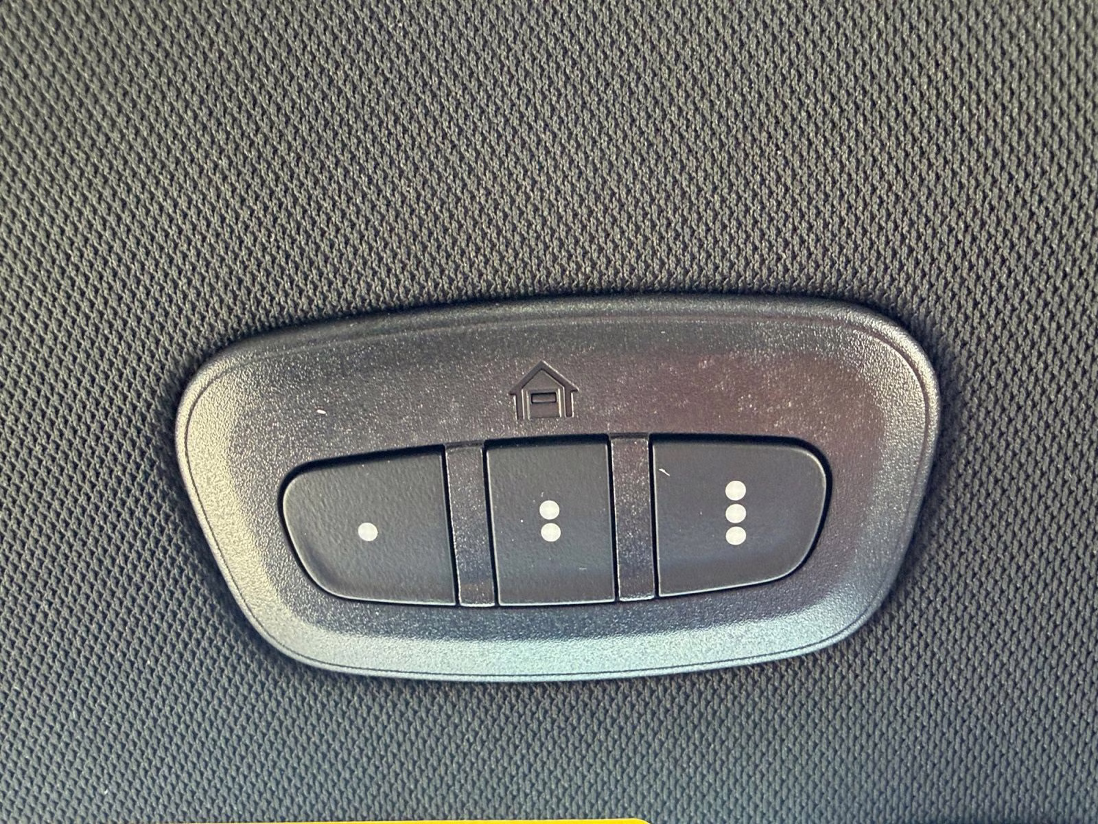 2025 Bright White Clearcoat Jeep Grand Cherokee L Limited 4X4 SUV