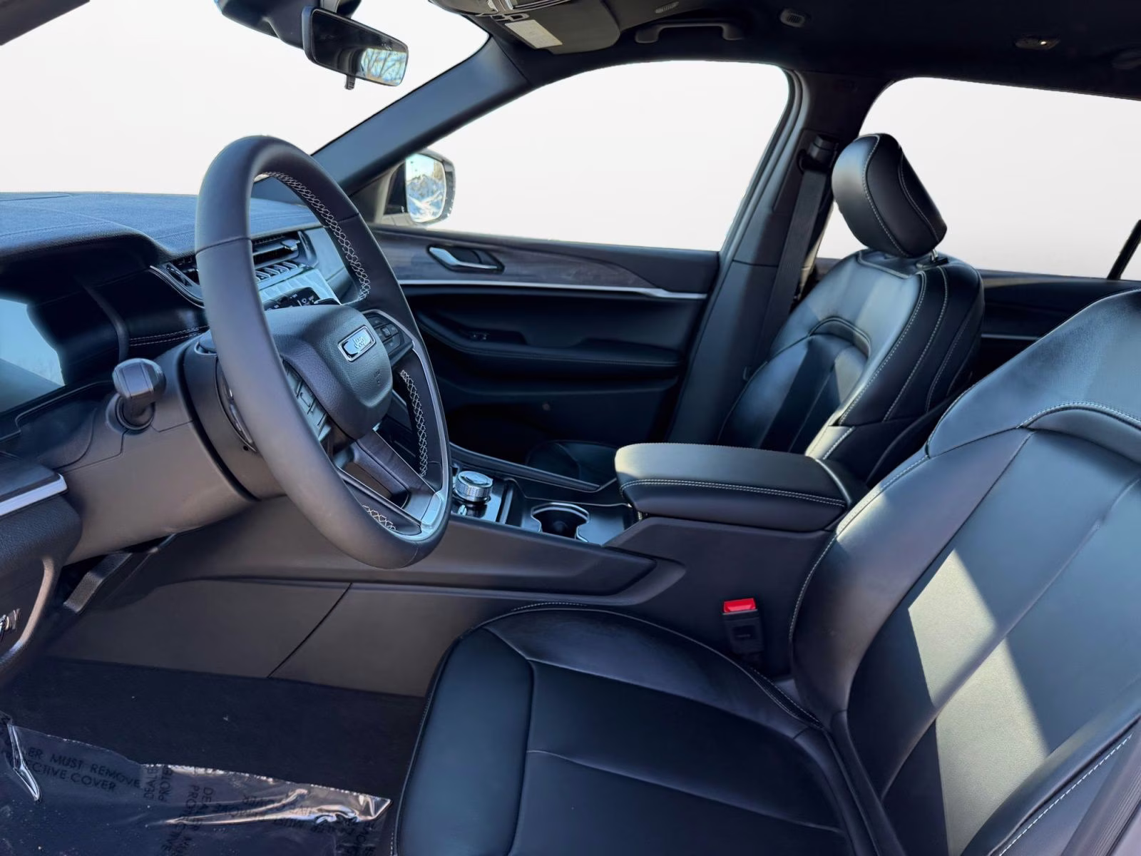 2025 Bright White Clearcoat Jeep Grand Cherokee L Limited 4X4 SUV