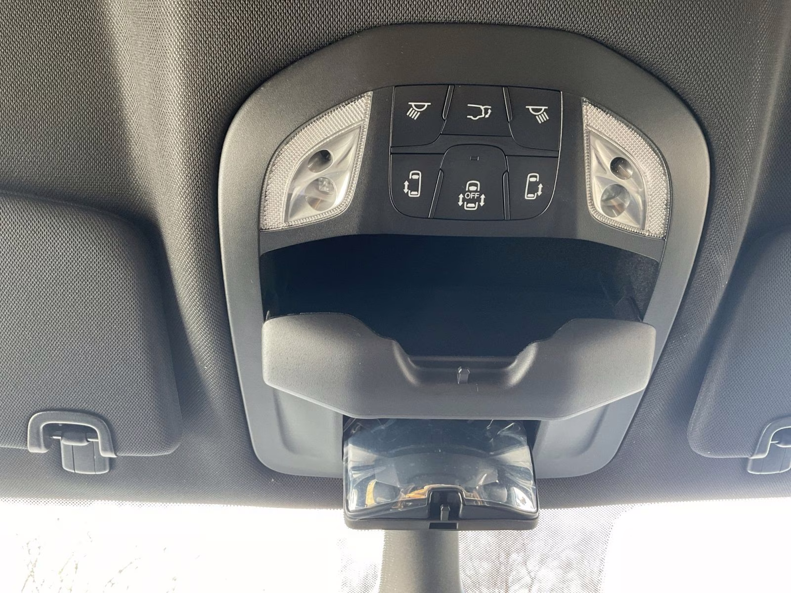 2026 Bright White Clearcoat Chrysler Pacifica Select AWD Van