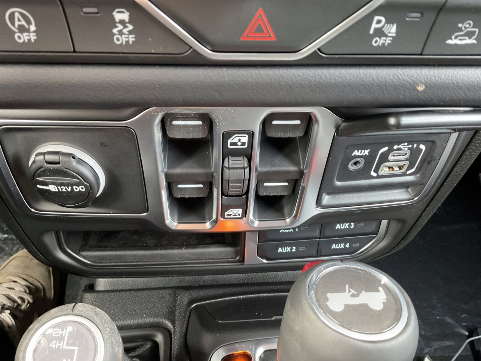 2026 bright white clearcoat Jeep Wrangler Sahara 4X4 SUV