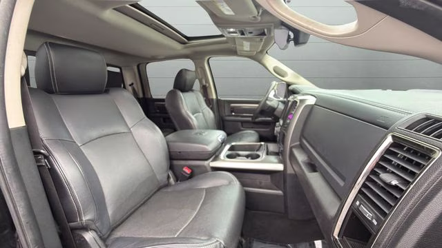 2017 Brilliant Black Crystal Pearlcoat Ram 1500 Night 4X4 Truck