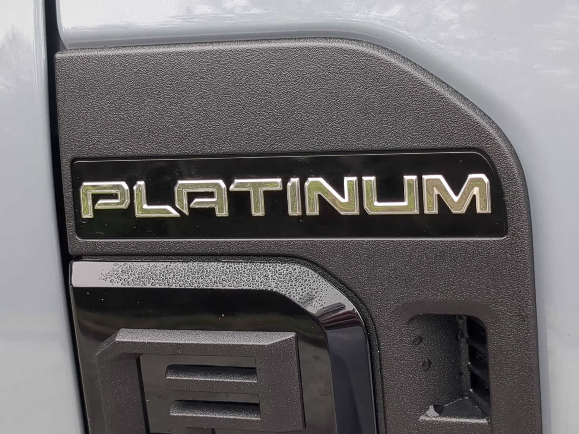 2026 Glacier Gray Metallic Tricoat Ford Super Duty F-350 SRW Platinum Crew Cab Pickup 4X4 Truck