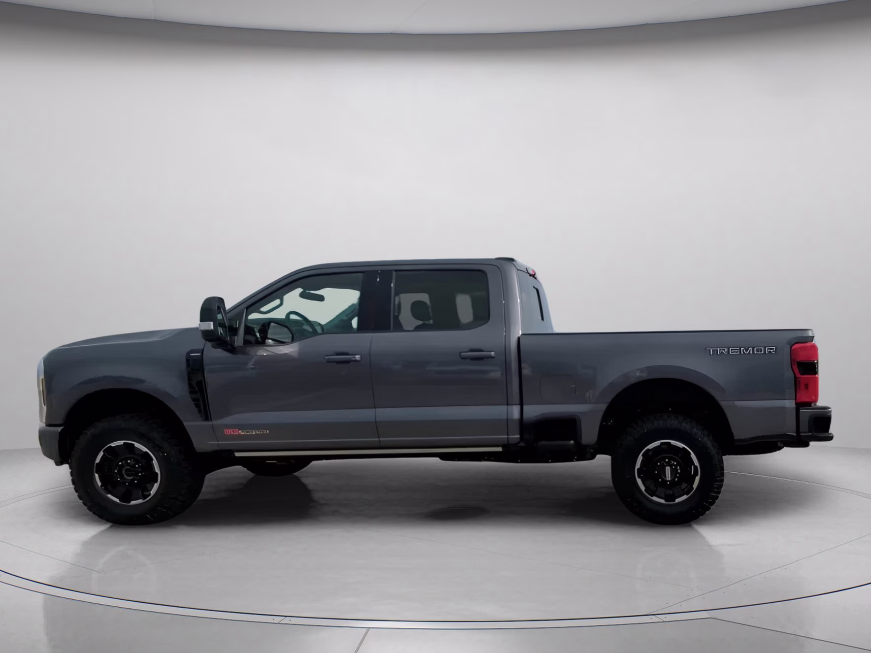 2026 Carbonized Gray Metallic Ford Super Duty F-350 SRW LARIAT Crew Cab Pickup 4X4 Truck